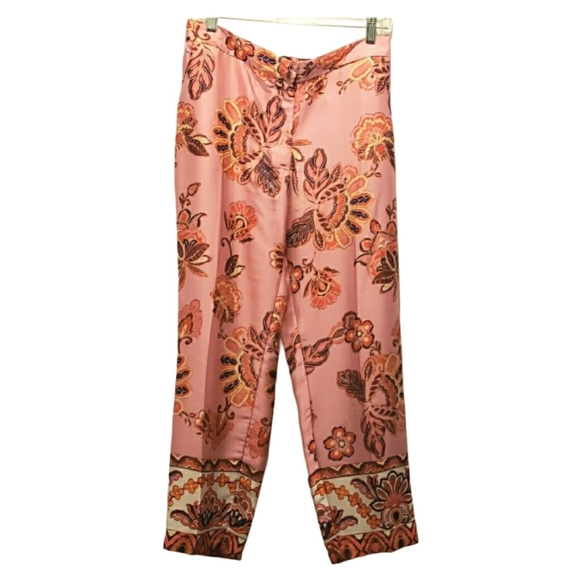 Zara Pants - Zara Pink Capri Printed Pants Size L EUC (worn once!)